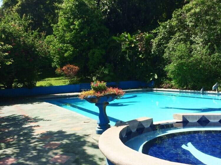 هتل Valley View Lodge Finca Huetares