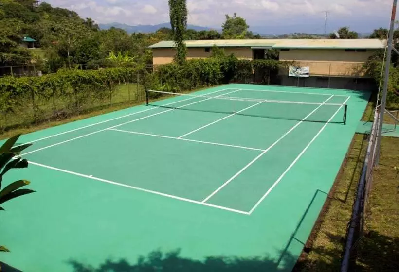 Hotelli Valley View Lodge   Finca Huetares