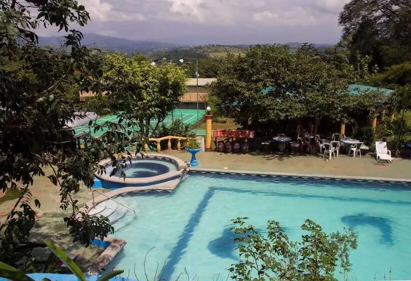 Hotelli Valley View Lodge   Finca Huetares