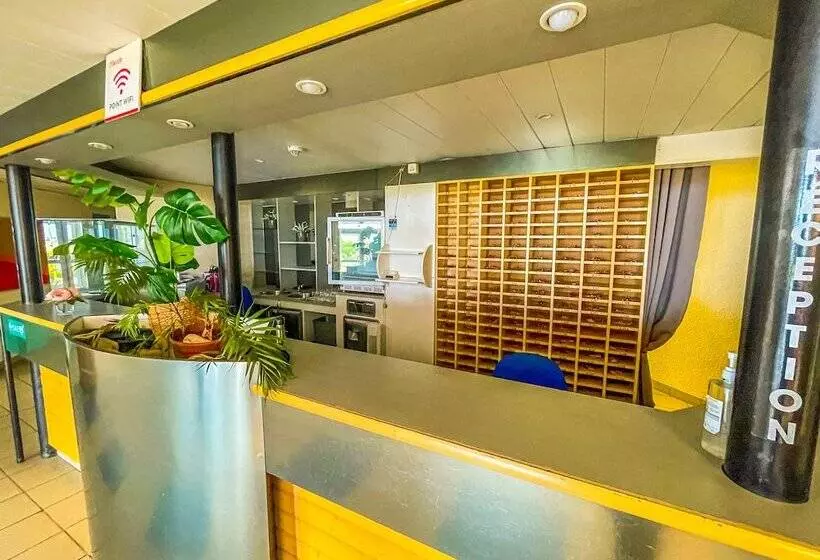 Hotelli Vvf Narbonne Plage Saint Pierre La Mer