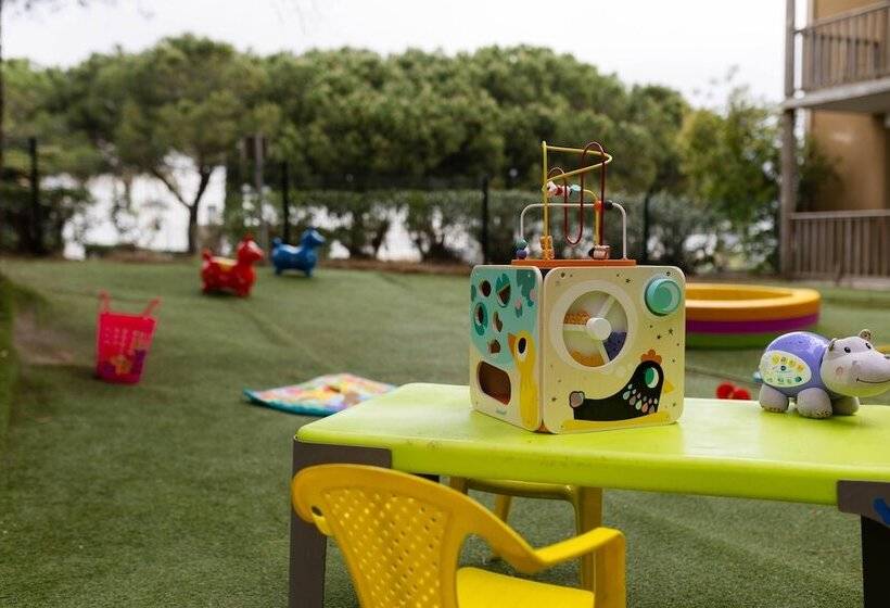 ホテル Vvf Narbonne Plage Saint Pierre La Mer