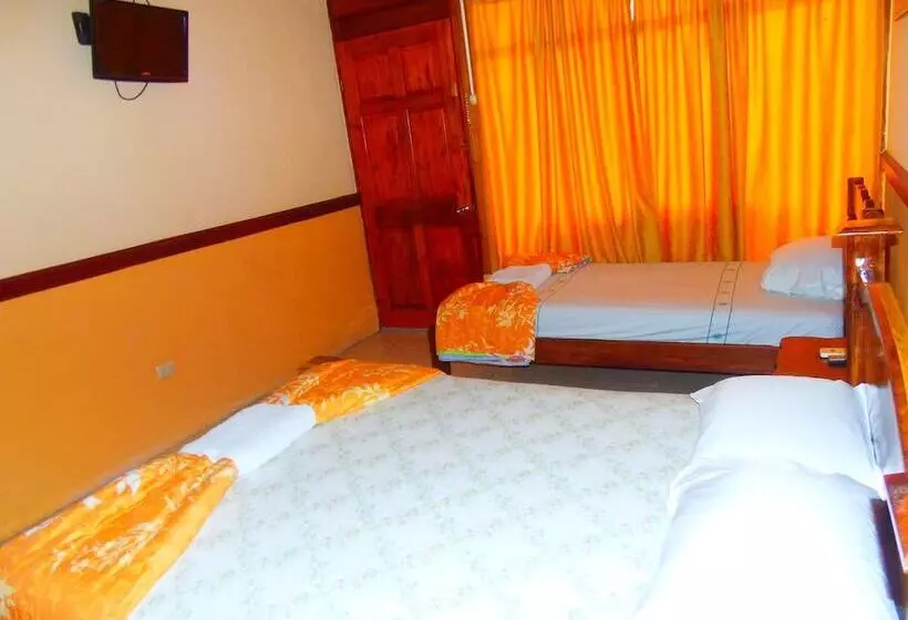 La Carreta   Hostel