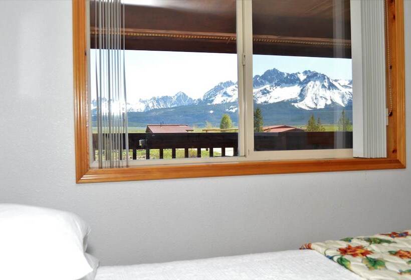 汽车旅馆 Valley Creek Lodge