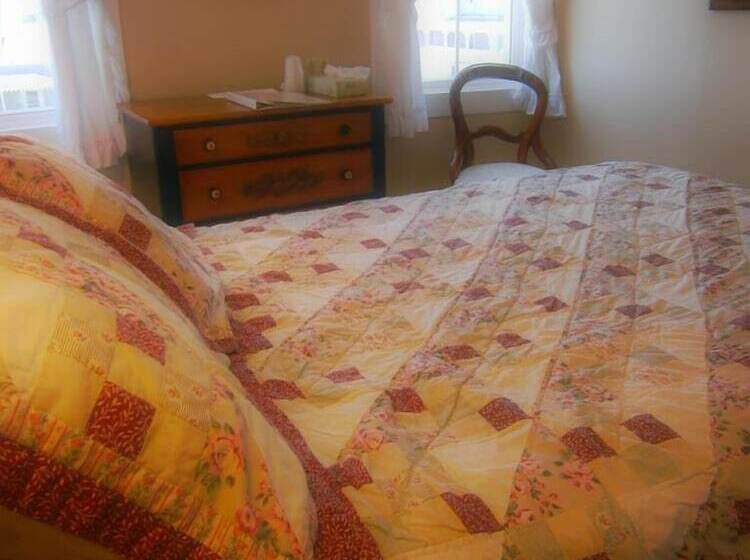 Panzió Block Island Accommodations