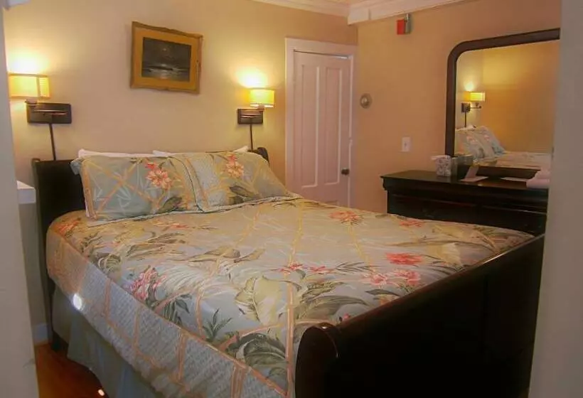 Majatalo Block Island Accommodations