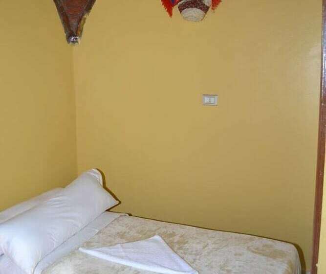 Pensión Takela Kato