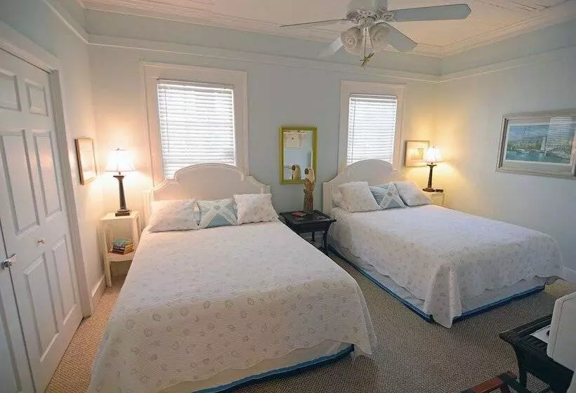 Majatalo The Old Carrabelle