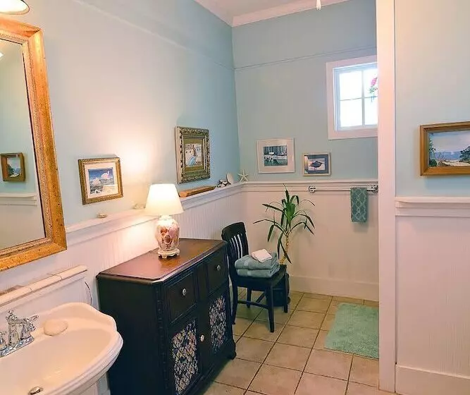 Majatalo The Old Carrabelle