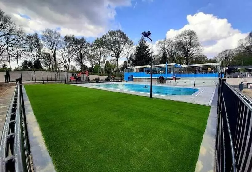 Lomakeskus Topparken Recreatiepark De Wielerbaan