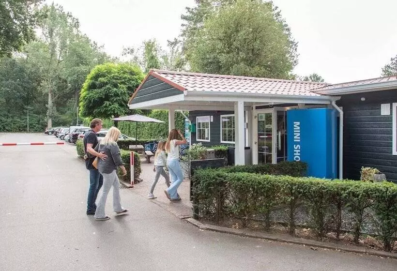 Lomakeskus Topparken Recreatiepark De Wielerbaan