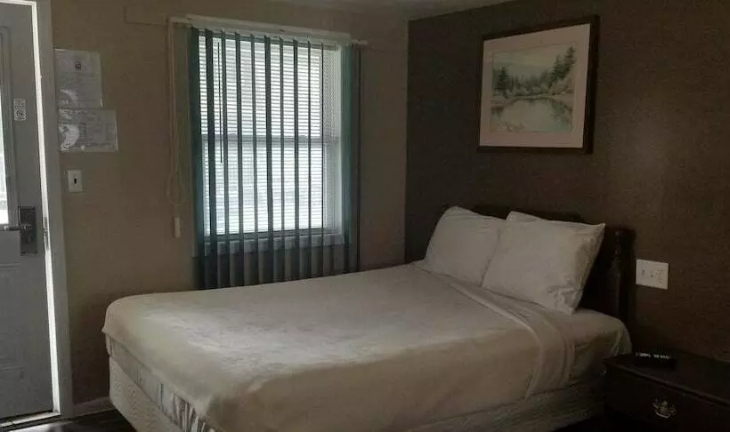 Rip Van Winkle Motel