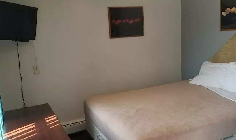 Rip Van Winkle Motel