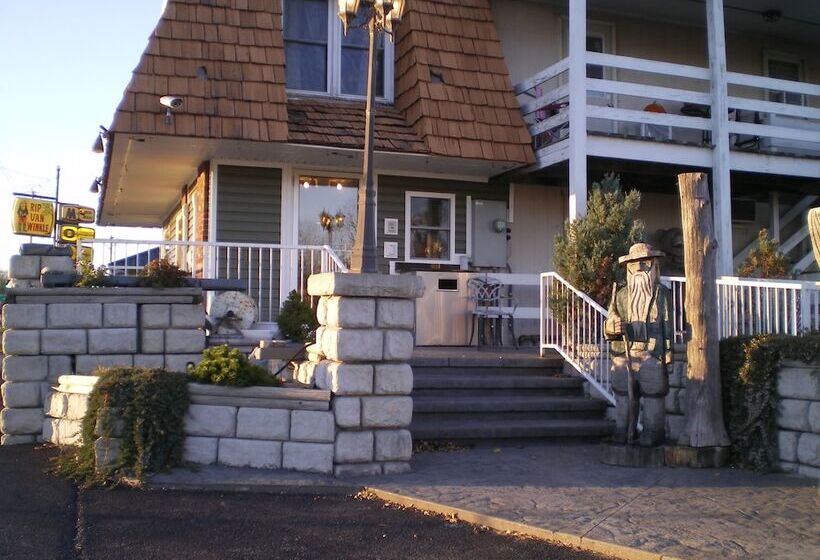 Rip Van Winkle Motel