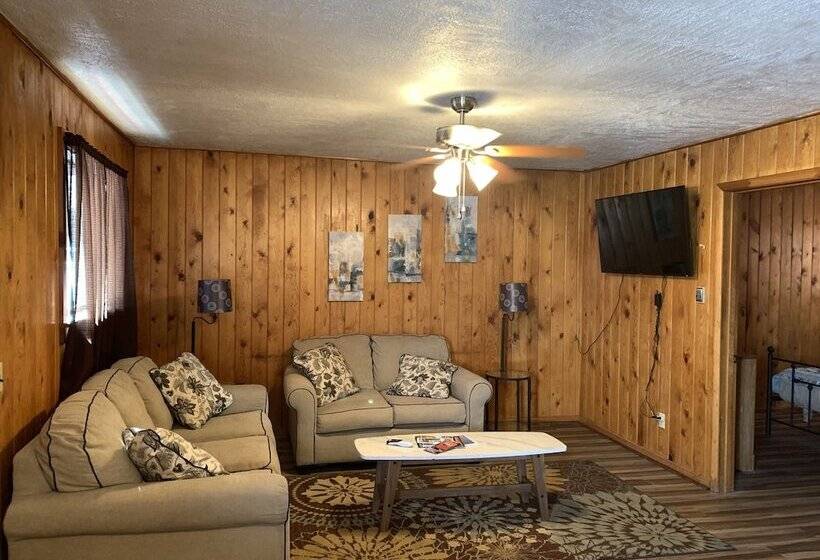 South Fork Lodge & Rv Park