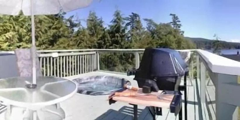 Ty Collwyn Waterfront Retreat