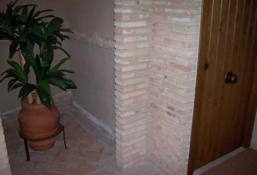 Apartamentos Turísticos Doña María La Brava