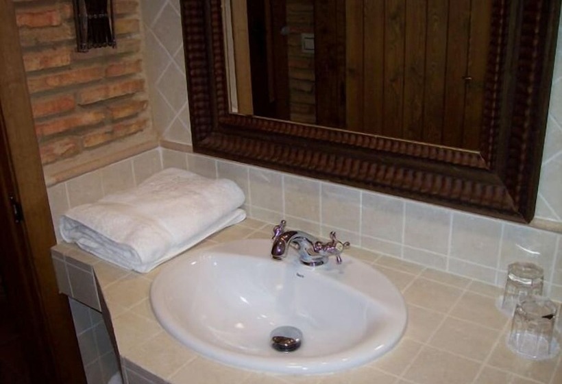 Apartamentos Turísticos Doña María La Brava