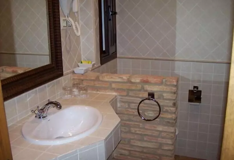 Apartamentos Turísticos Doña María La Brava