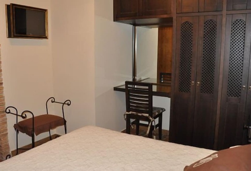 Apartamentos Turísticos Doña María La Brava