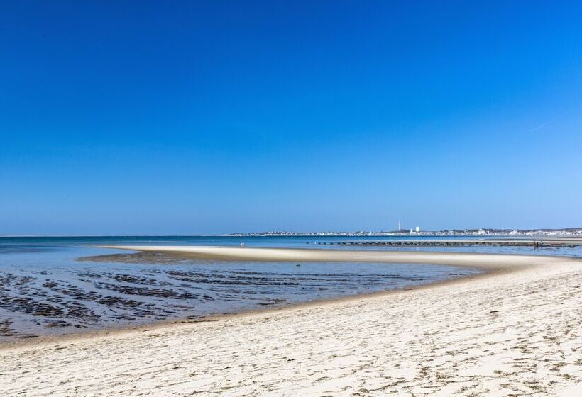 East Harbour Motel And Cottages
