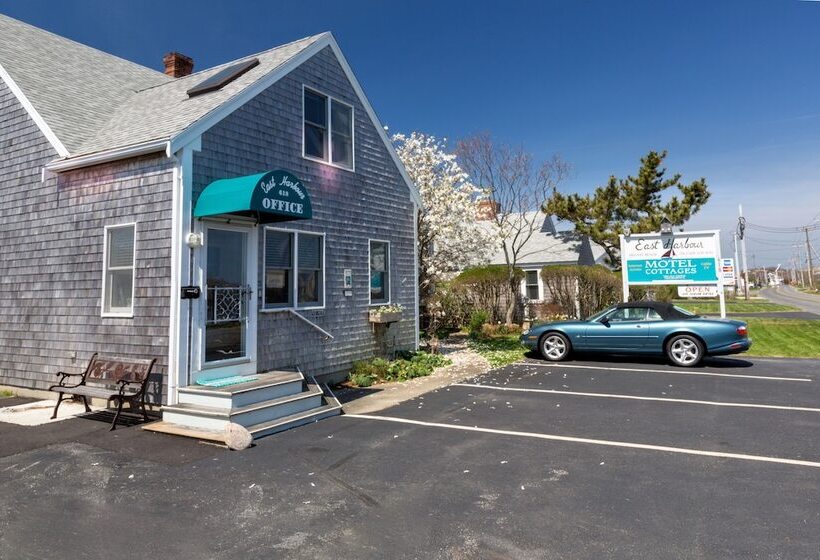 East Harbour Motel And Cottages