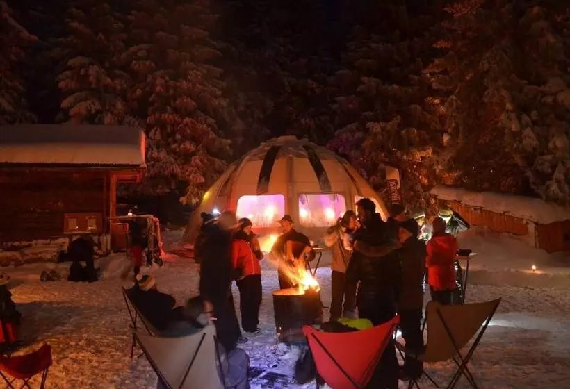 Hotelli Eco Bivouac Village D Igloo   Campground