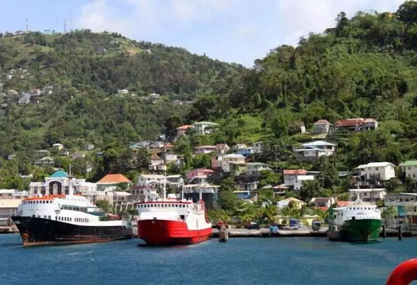 هتل Heron At Bridgehouse