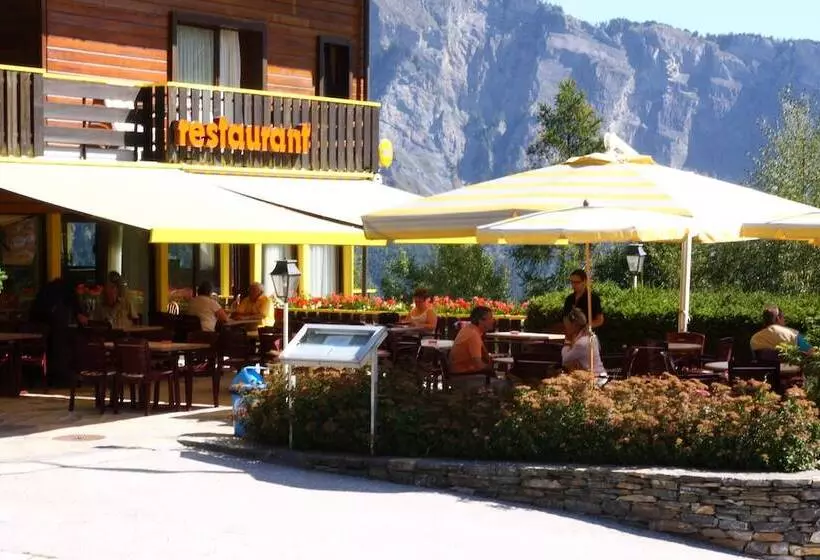 ホテル Hostellerie De L Ardève