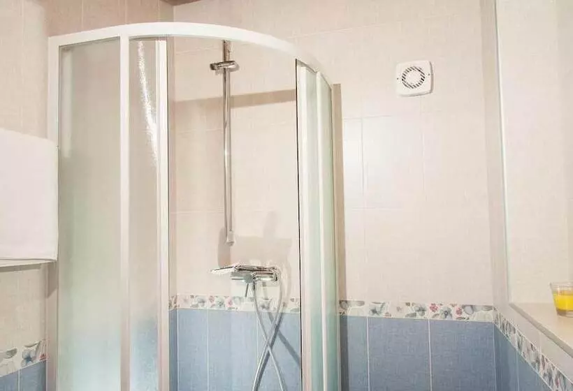 Hotelli Plitvica Lodge