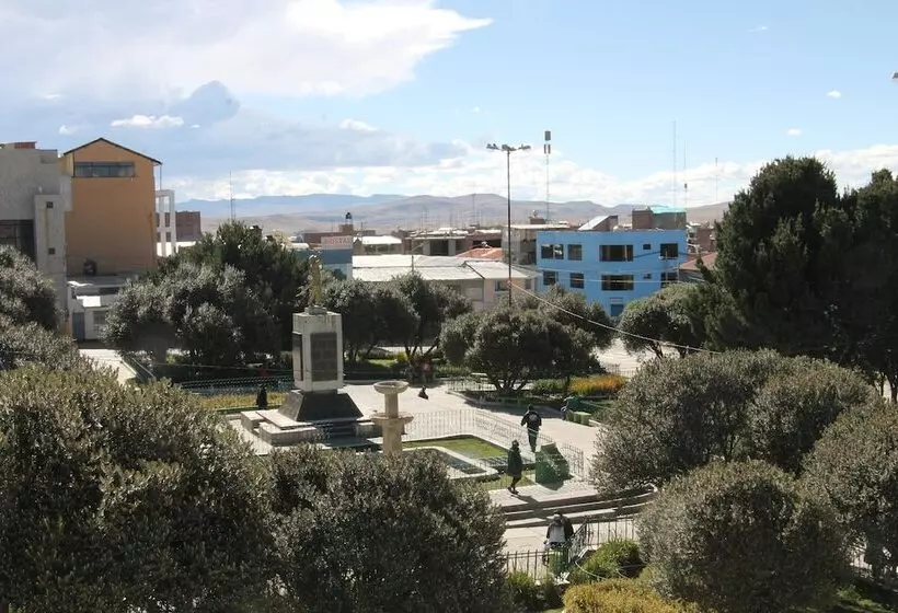 ホテル Sierra Alta Espinar