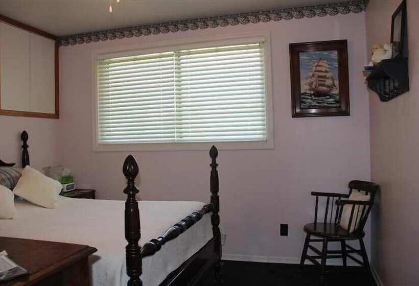 Joe Lin Station Bed & Breakfast