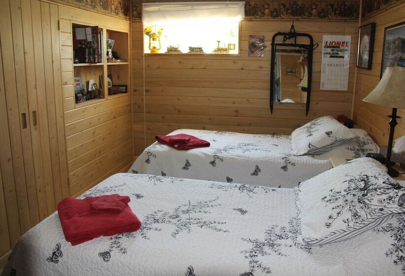 Joe Lin Station Bed & Breakfast