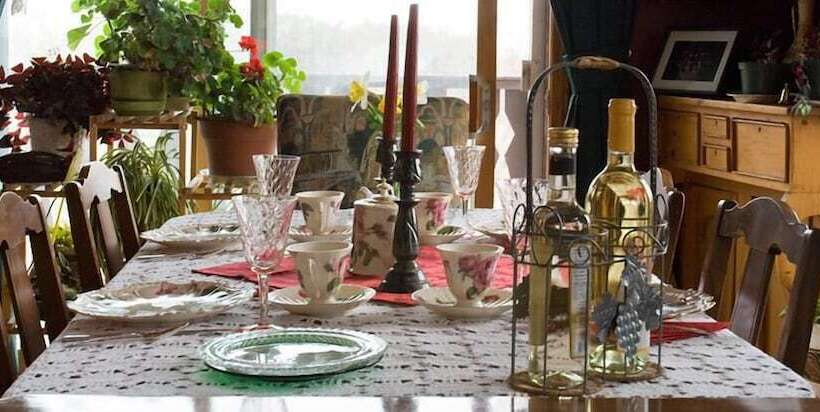 Joe Lin Station Bed & Breakfast