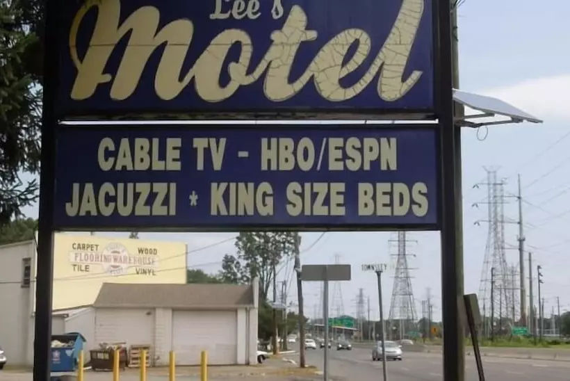 Lee's Motel