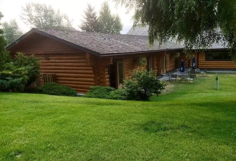 Motelli Cariboo Lodge