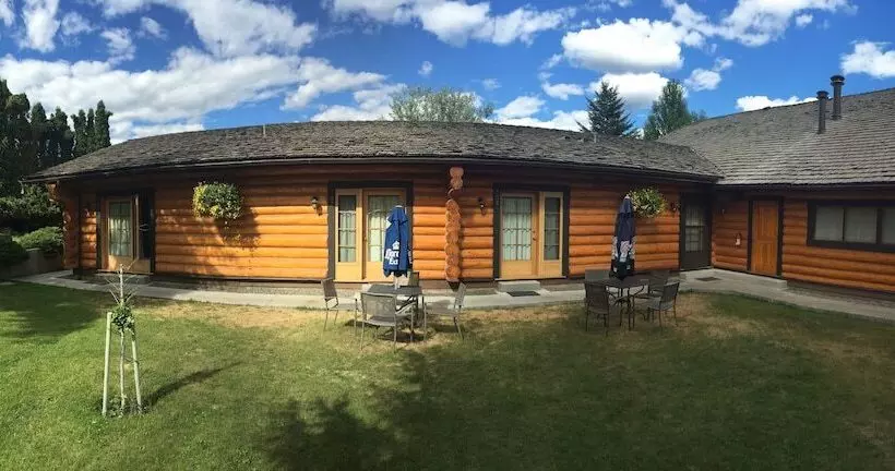 Motelli Cariboo Lodge