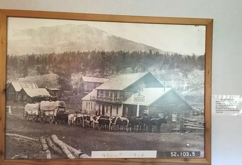 Motelli Cariboo Lodge