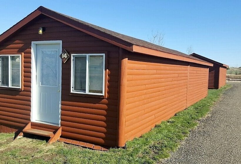 No Name City Luxury Cabins & Rv