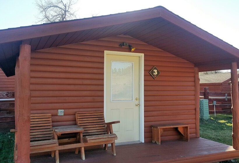 No Name City Luxury Cabins & Rv