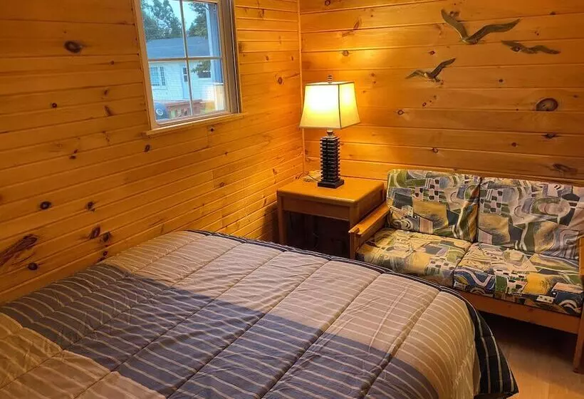 Parkside Cottages And Suites