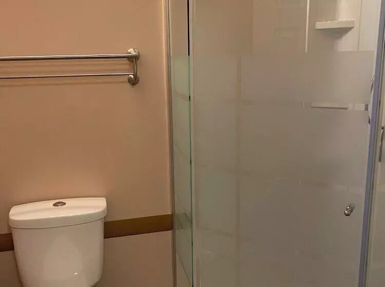 Parkside Cottages And Suites