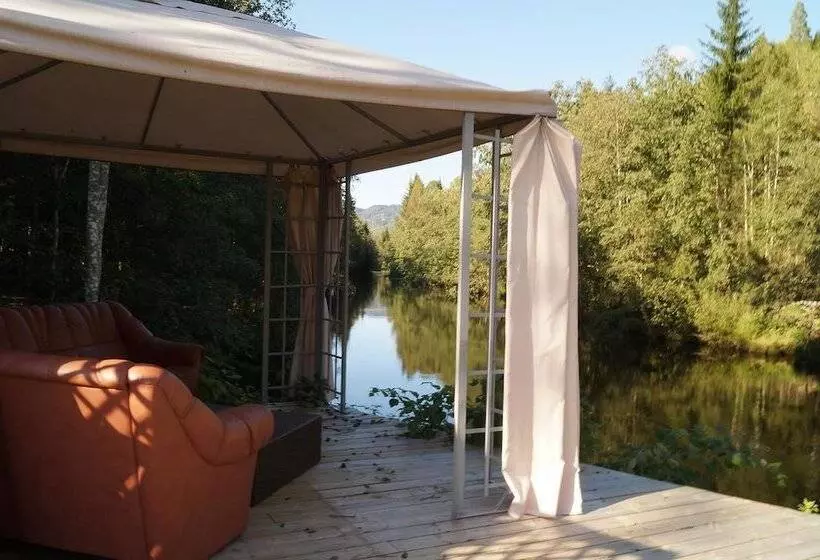 ペンション Eco Farmhouse