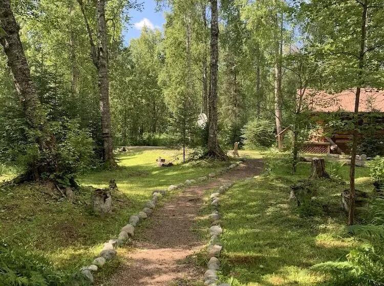 ペンション Meandering Moose Lodging