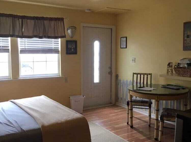 Serenity Bay Cottages