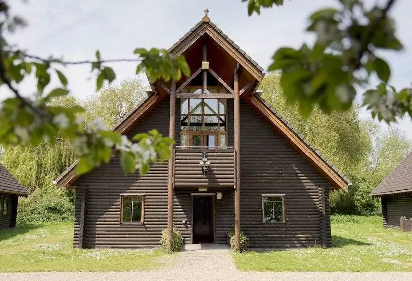 Yha London Lee Valley   Hostel