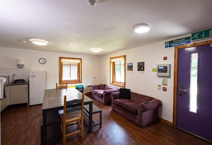 Yha London Lee Valley   Hostel