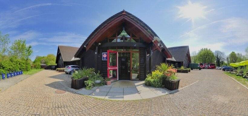 Yha London Lee Valley   Hostel