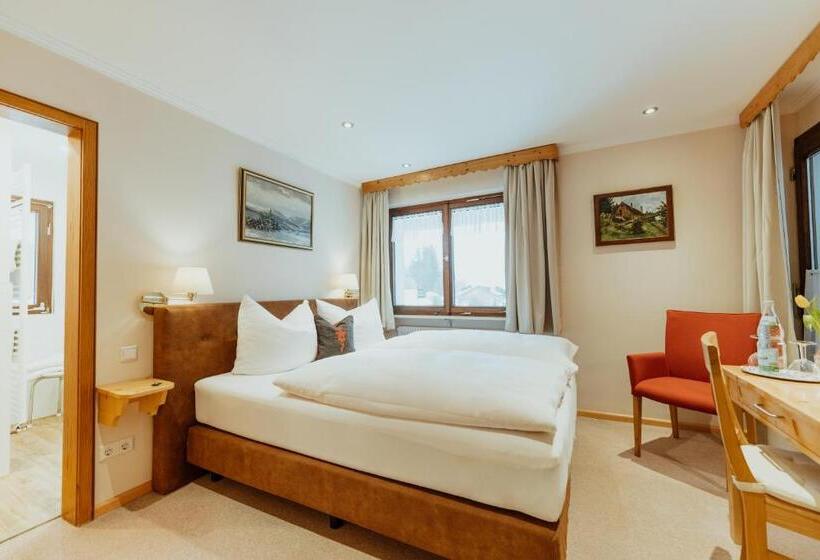 Bed and Breakfast Schwarzwald Hotel Kraeutle