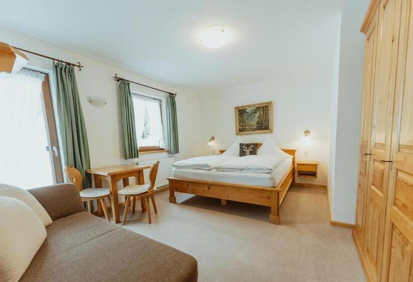 Bed and Breakfast Schwarzwald Hotel Kraeutle