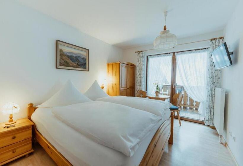 Bed and Breakfast Schwarzwald Hotel Kraeutle